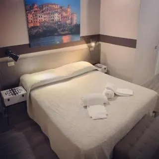 La ホテル 2*