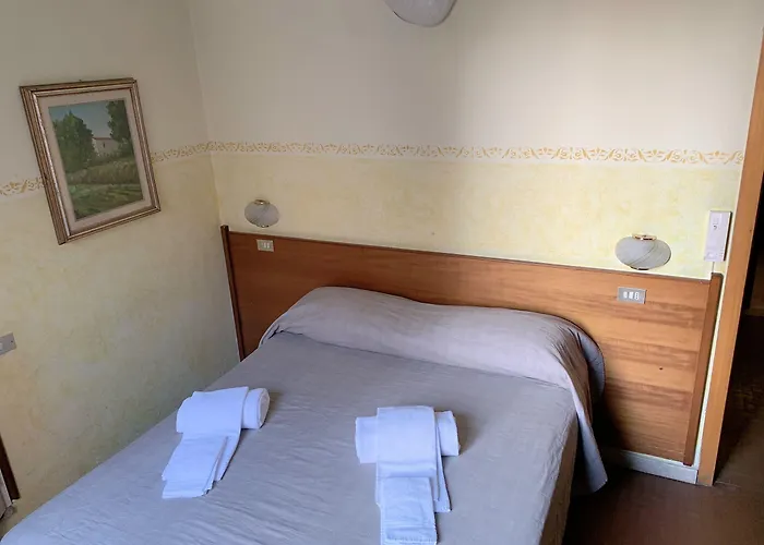 La Hotel Sarzana